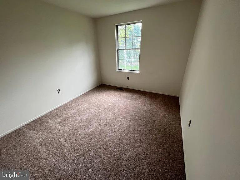 7520 Indian Hills Dr — Photo 12