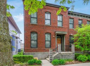 1229 Foster Rd, Iowa City, IA 52245