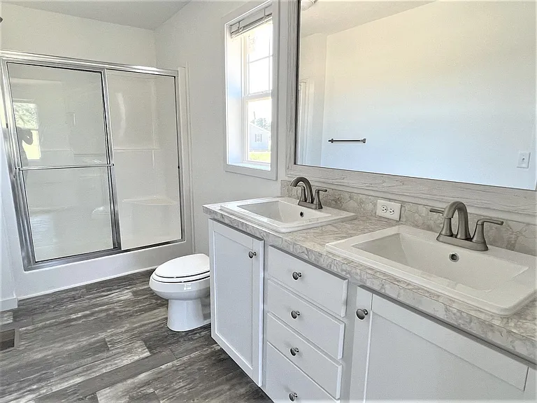 16181 Lancaster Way — Photo 17