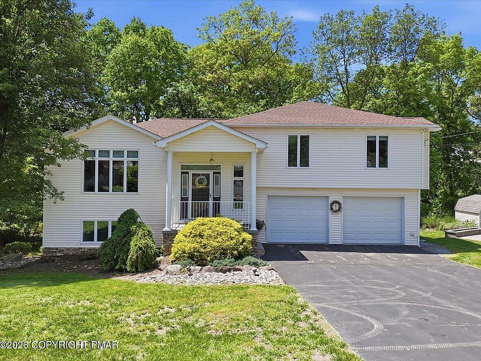 1st image of 240 Oxford Cir