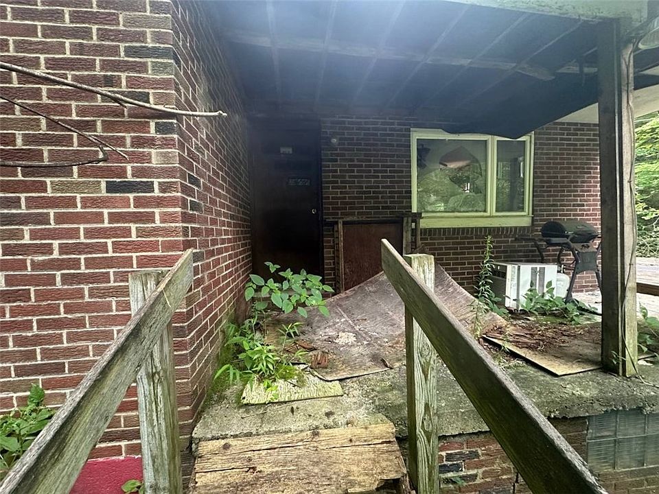 1st image of 2031 Riddle Run Rd