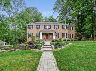 12 Rockledge Rd, Randolph, NJ 07869