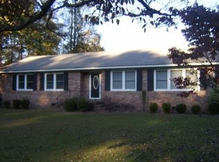 405 E Oliver St, Whiteville, NC 28472