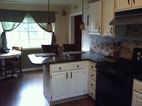 Kitchen Eating Bar