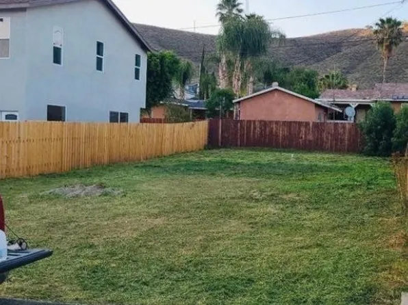 759 Lake St #24, Lake Elsinore, CA 92530