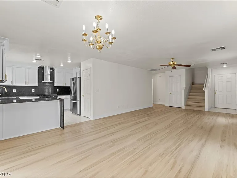 7660 Hope Valley St — Photo 21