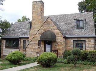 805 W Monroe Cir, Pittsburgh, PA