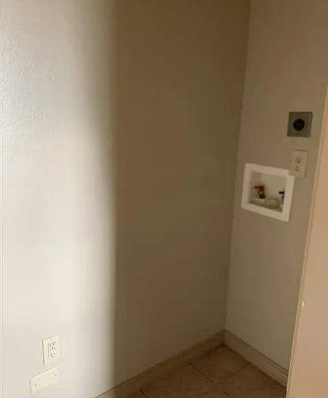 2201 E Travis St #108 — Photo 13
