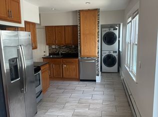 1449 Corbin Ave Floor 3, New Britain, CT 06053