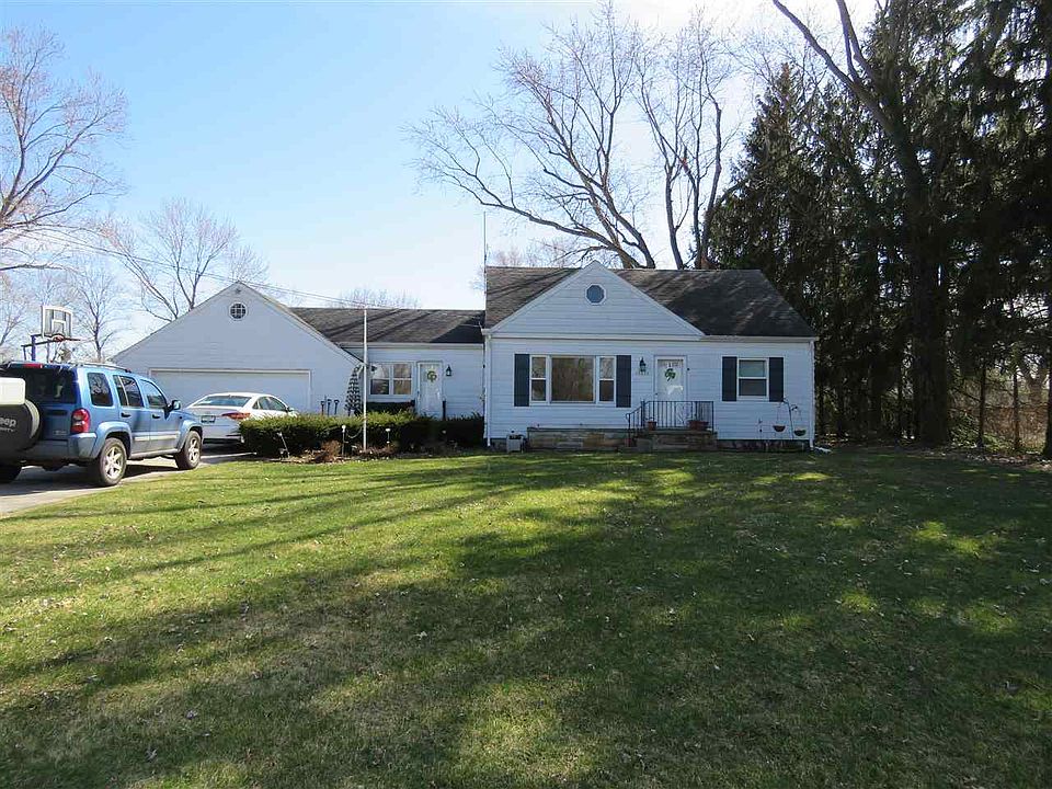 1st image of 19276 Palisade Ave