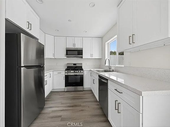 4th image of 14835 1/2 Nordhoff St
