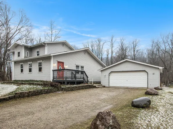 945 N 26th St, Kalamazoo, MI 49048