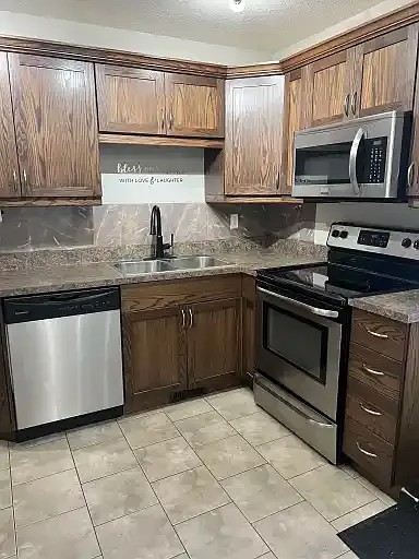 2 bed, 1.0 bath, $1,700 — Photo 1