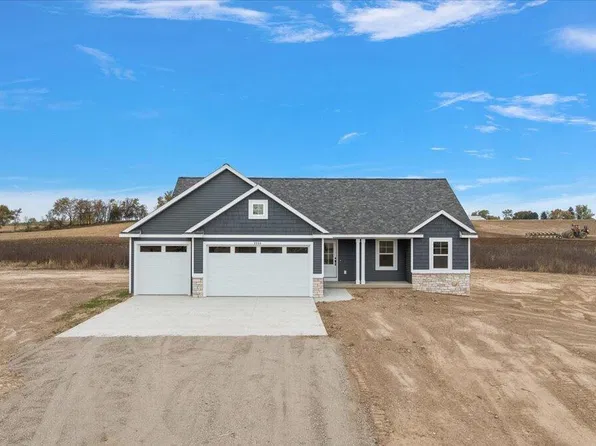3239 144th Ave, Dorr, MI 49323