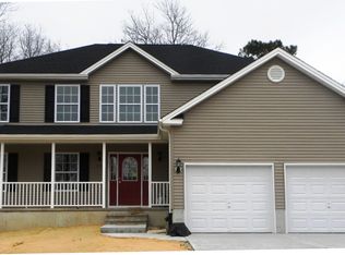 137 Bowsprit Rd, Manahawkin, NJ 08050