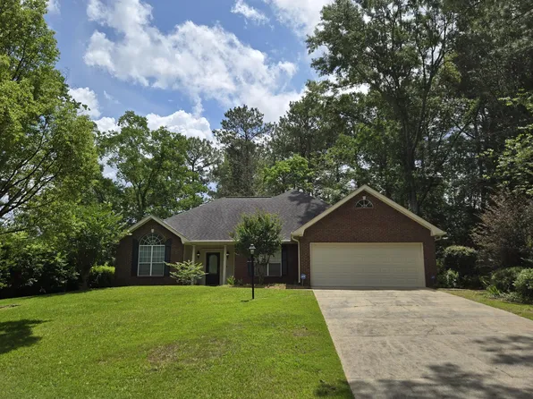38 Waverly Cir, Hattiesburg, MS 39402