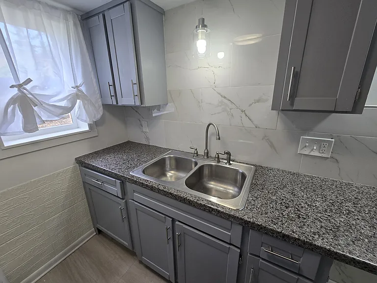 1734 Cromwell Dr #2 — Photo 17