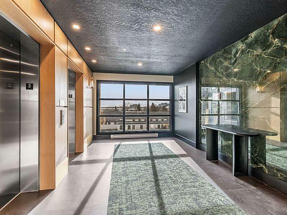 3rd image of 370 Dieppe Dr #301