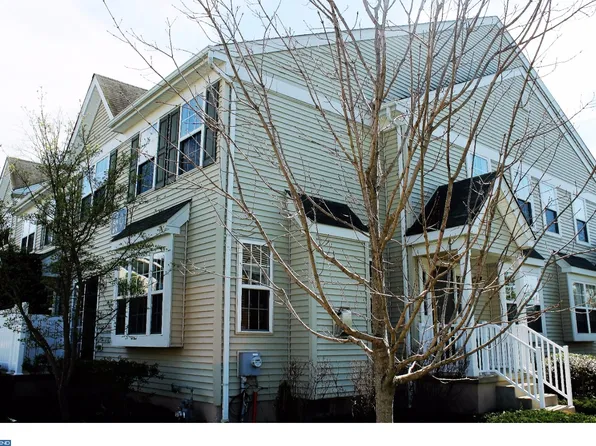 48 Granite Ln, Chester Springs, PA 19425
