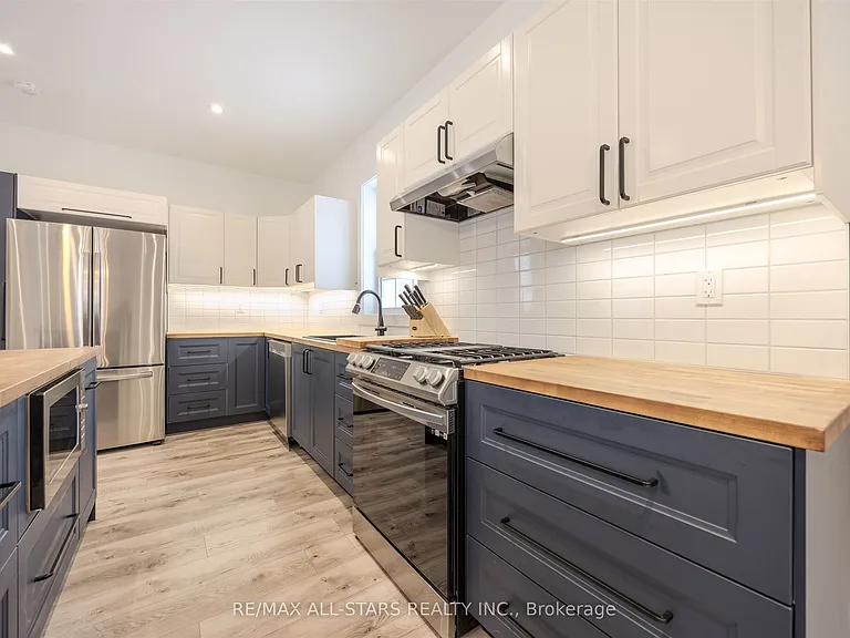 21 Albert St S — Photo 5