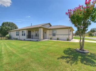 302 Bright Leaf Trl, Georgetown, TX 78633