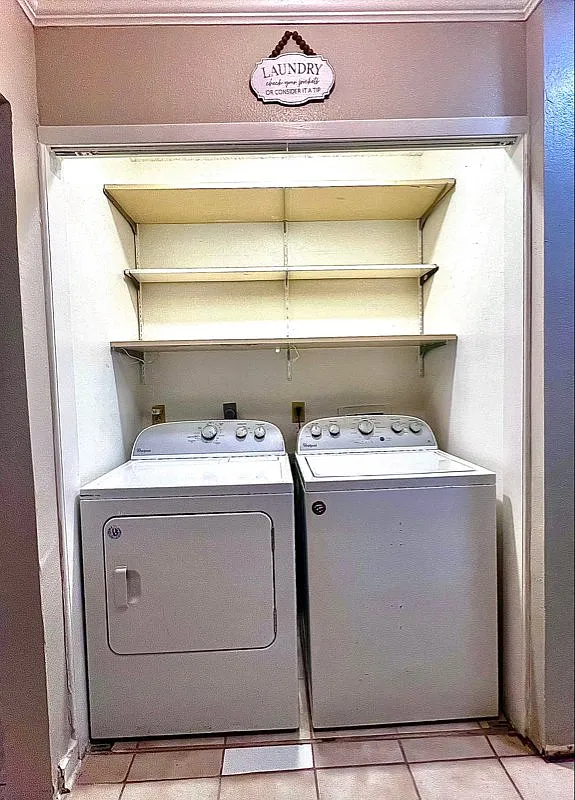 Private Room for Rent in a spacious, clean, safe and courteous home — Photo 4