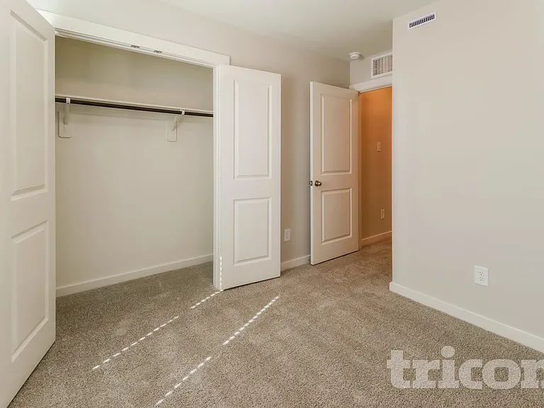 9835 Willow Creek Commerce Dr #504 — Photo 12