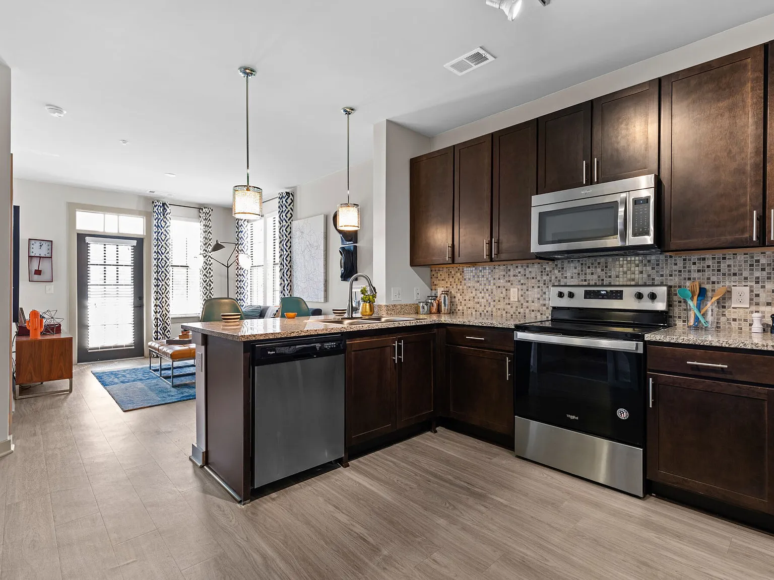 Duet Apartments — Photo 1