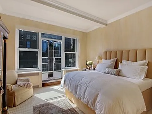 Sold by Corcoran | media 34
