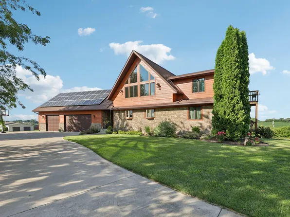 N3930 Benkert Rd, Monroe, WI 53566