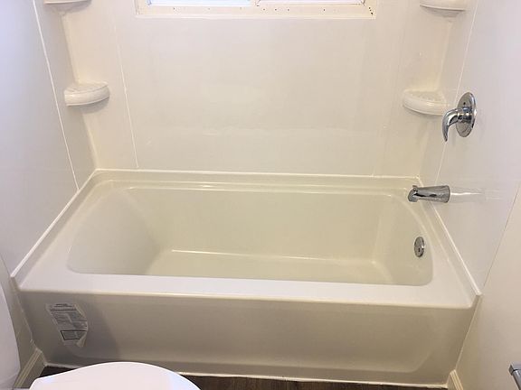 5th image of 49 Division St APT 10