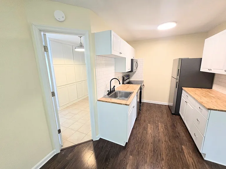 3109 Bowling Green Dr — Photo 6