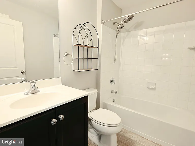 301 W Hamlin Ave — Photo 16
