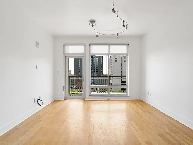 603 Davis St #1105 — Photo 6