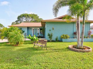 1316 Gulfview Woods Ln, Tarpon Springs, FL 34689
