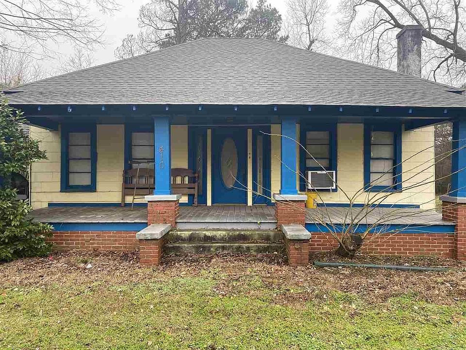 1st image of 410 E Main St
