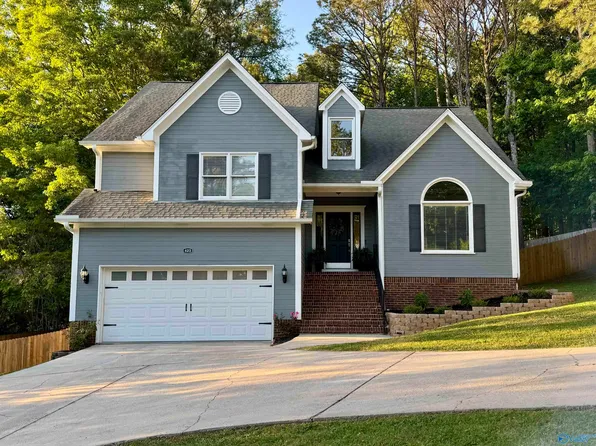 423 Eastview Dr, Madison, AL 35758