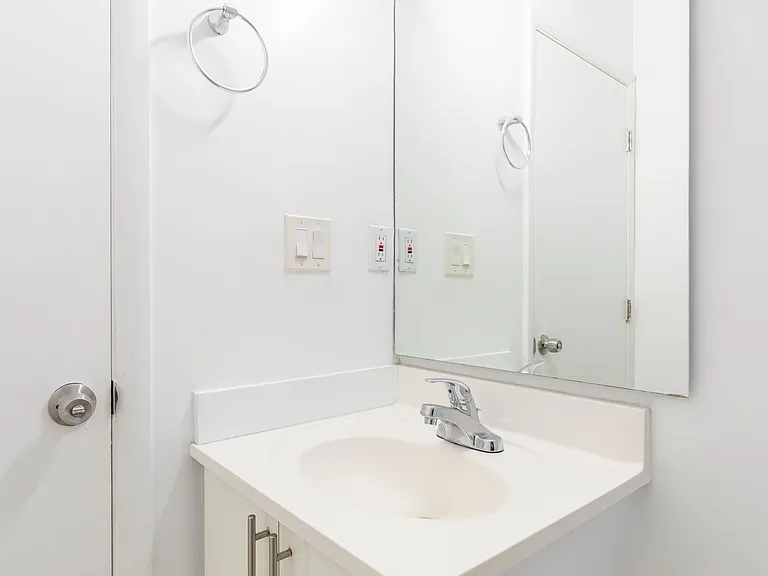 5918 Pierce St — Photo 22