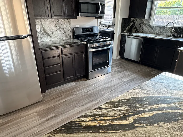4858 Elsa Rd — Photo 8