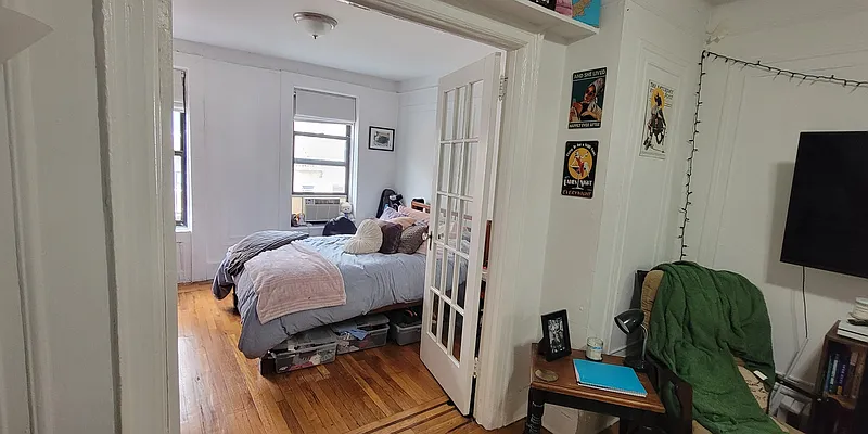 Rented by Downtown Mgt & Realty LLC | media 6