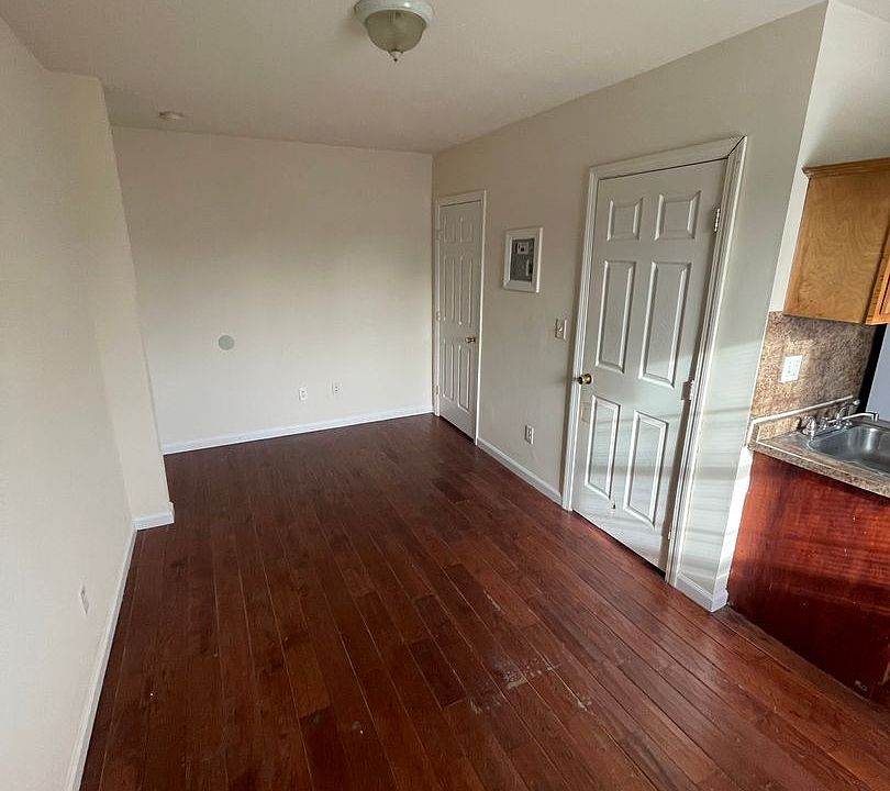 2nd image of 55 Highland Ave #3E