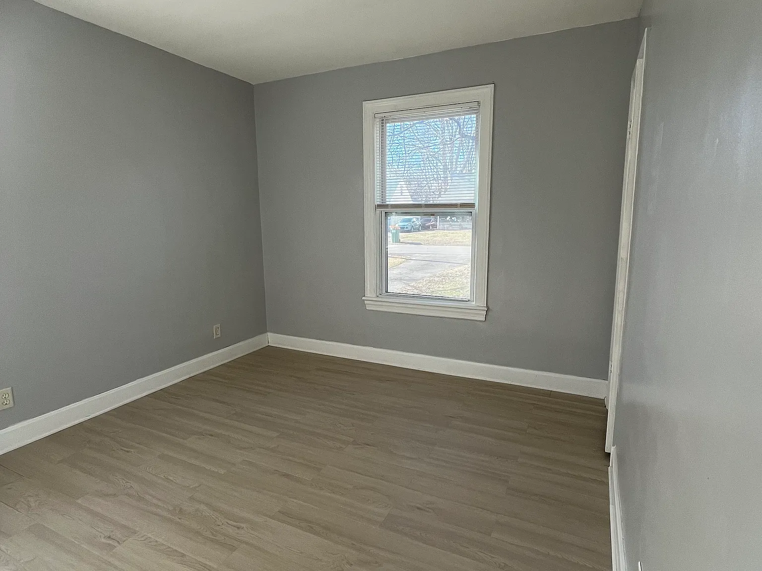 3 bed, 1300 sqft, $1,450 — Photo 4