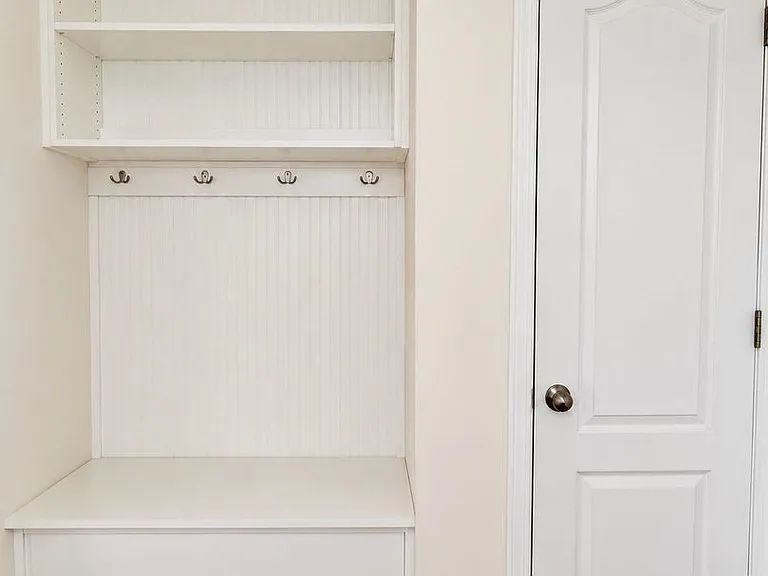 1034 Autumn Crest Ln — Photo 12