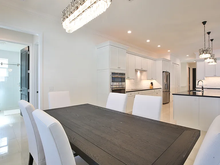 1115 Mallorca Dr — Photo 13