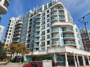 600 Queens Quay W #1028, Toronto, ON M5V3M3