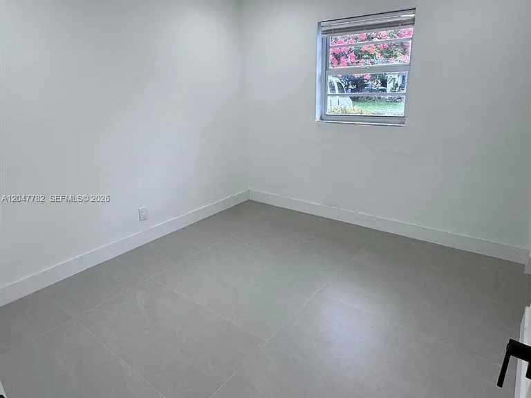 4380 SW 49th Ct — Photo 9