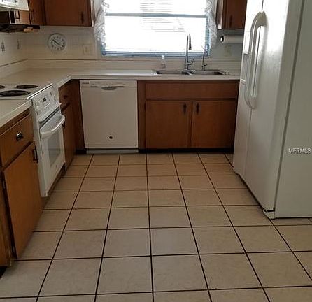 3rd image of 5814 Fernhill Dr