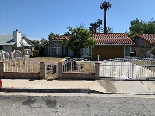 1855 W 13th St Photo 1