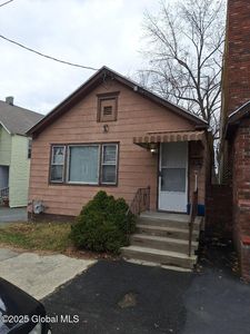 15 Lincoln Avenue, Cohoes, NY, 12047