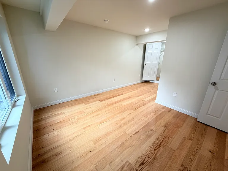 411 Fairmount Avenue — Photo 64